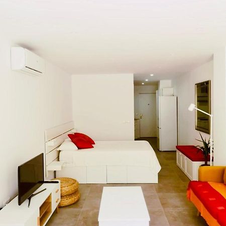 Luminoso Apartamento Cerca Del Centro Málaga Exterior foto