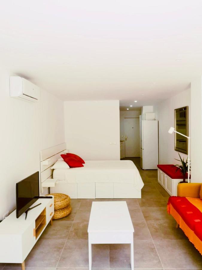 Luminoso Apartamento Cerca Del Centro Málaga Exterior foto